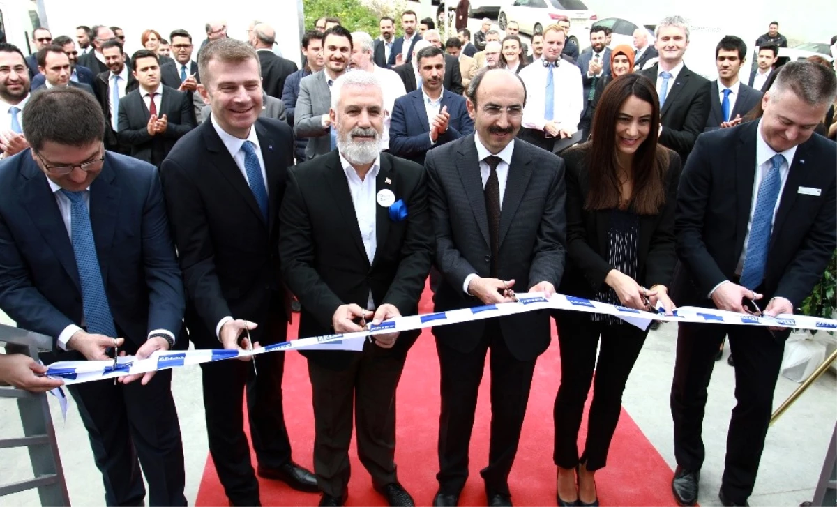 Teknoloji Devi Zeıss Türkiye\'deki Yatırımını Hizmete Açtı