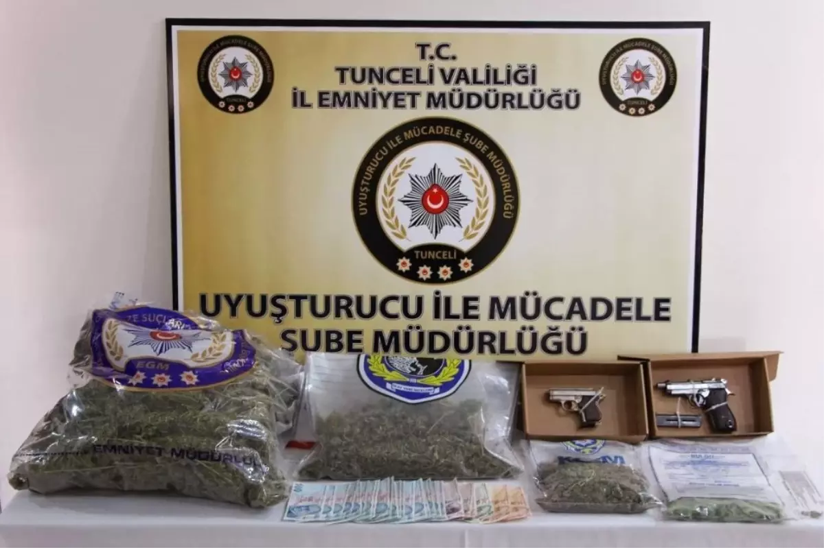 Tunceli\'de 44 Kilogram Uyuşturucu Ele Geçirildi