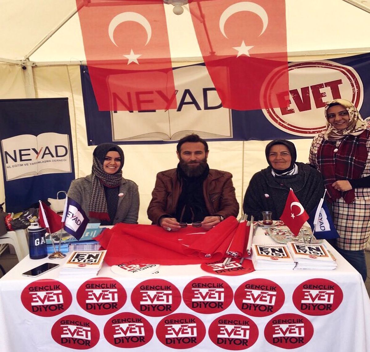 Ünlü Oyuncu \'Evet\' Diyeceğini Açıkladı