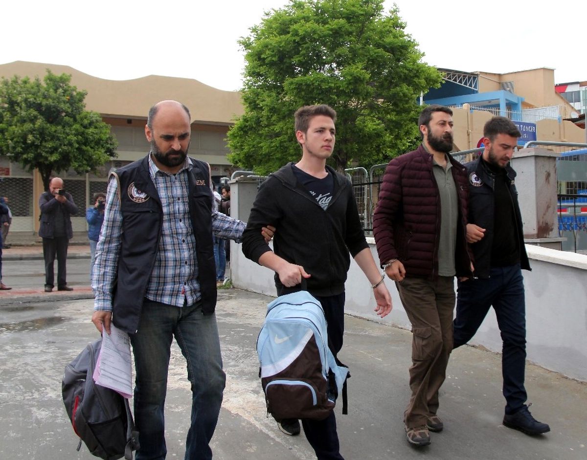 Amiralin Çocukları Fetö\'den Tutuklandı