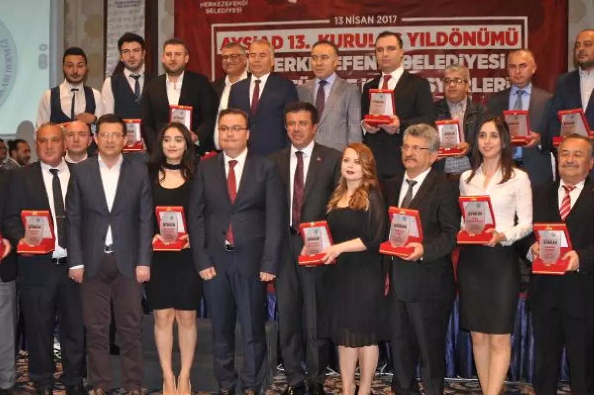 Bakan Zeybekci: CHP\'liler Evet Oyu Verip Partilerini Kurtarsın (2)