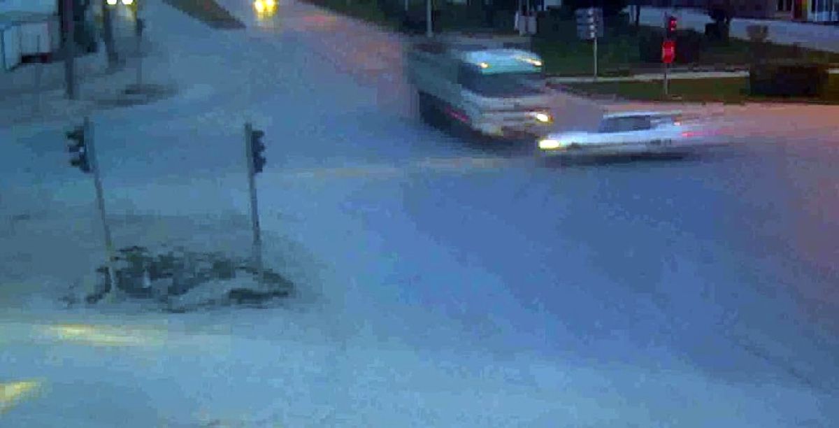 Bolu\'da Kamyon Otomobile Çarptı: 1 Ölü
