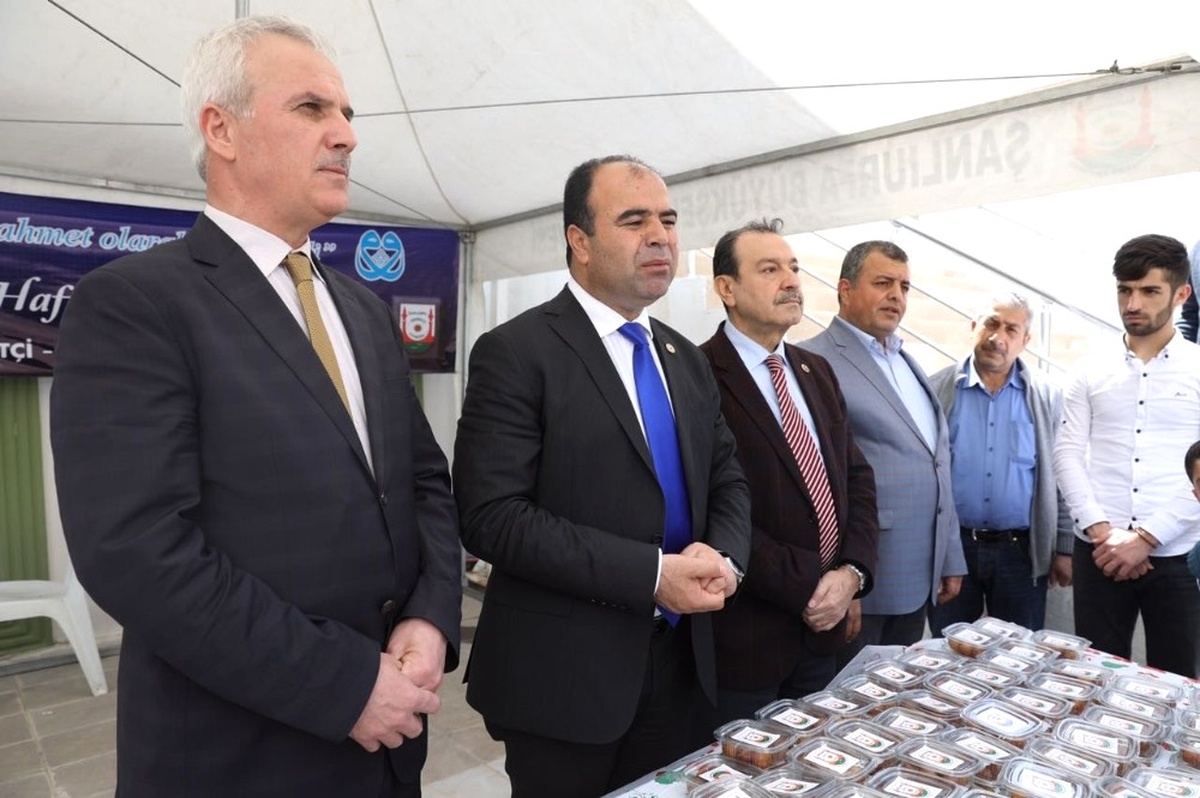 Büyükşehir Belediyesinden Kutlu Doğumda Lokma İkramı