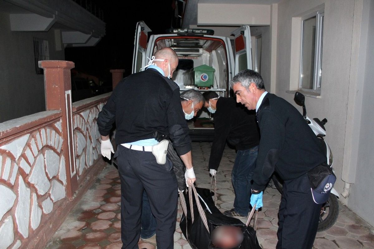 Didim\'de Aile Faciası, Baba Kızını Av Tüfeği ile Vurdu