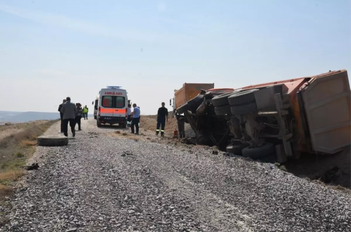 Günyüzü\'nde Trafik Kazası, 1 Kişi Hayatını Kaybetti