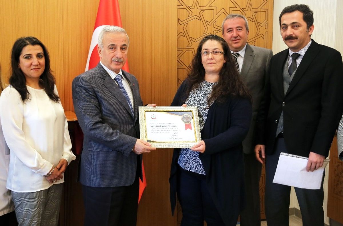 Halk Sağlığı Müdürlüğüne Ödül
