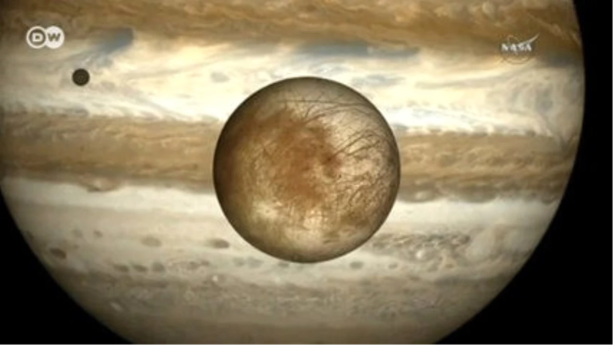 Jüpiter ve Satürn\'ün Uydularında Yaşam İzleri