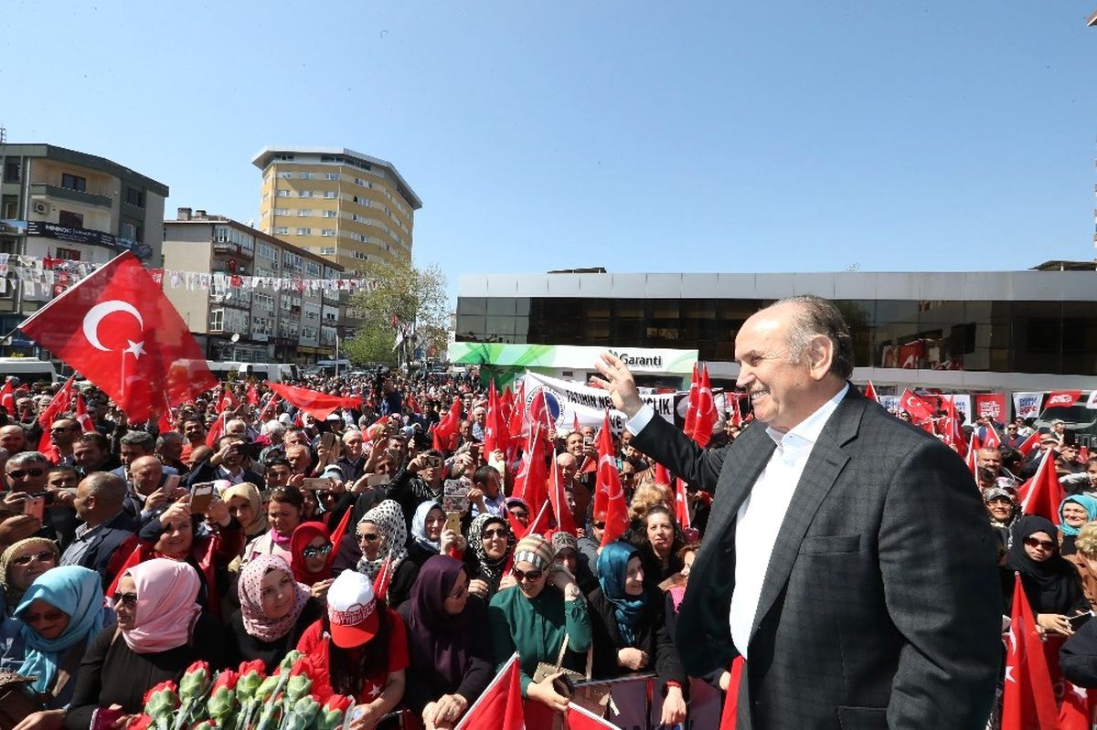 Kadir Topbaş\'tan Kadıköy-Kartal Arasına Havaray Müjdesi