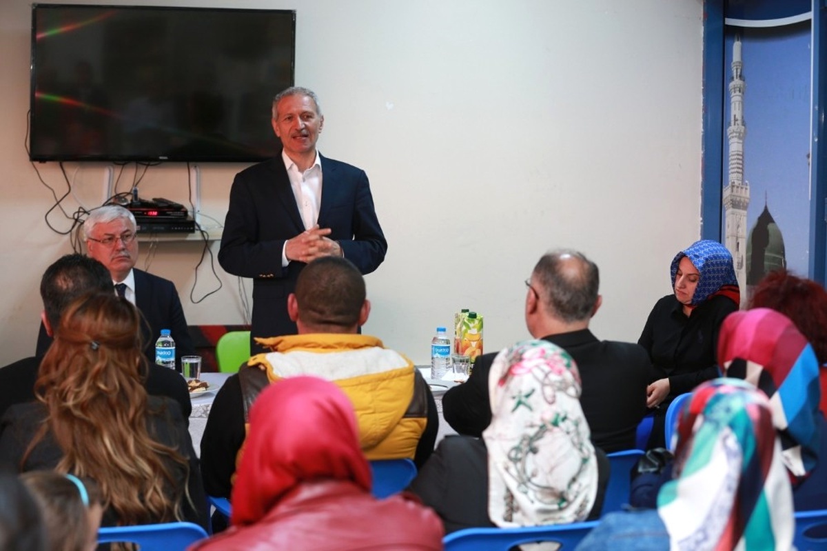 Karaman Mahalle Sakinleriyle Bir Araya Gelen Başkan Dişli, \'Evet\' Desteği İstedi