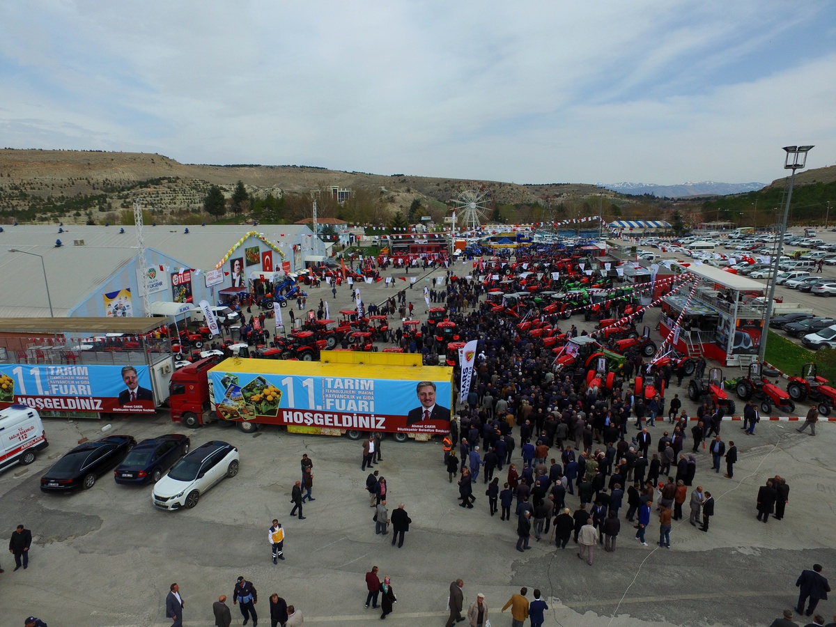 Malatya Büyükşehir Belediyesi ücretsiz sebze fidesi dağıttı