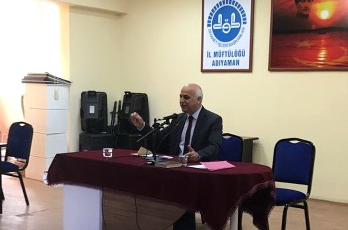 Malatya Müftüsü Çimen Adıyaman\'da Din Görevlilerine Konferans Verdi