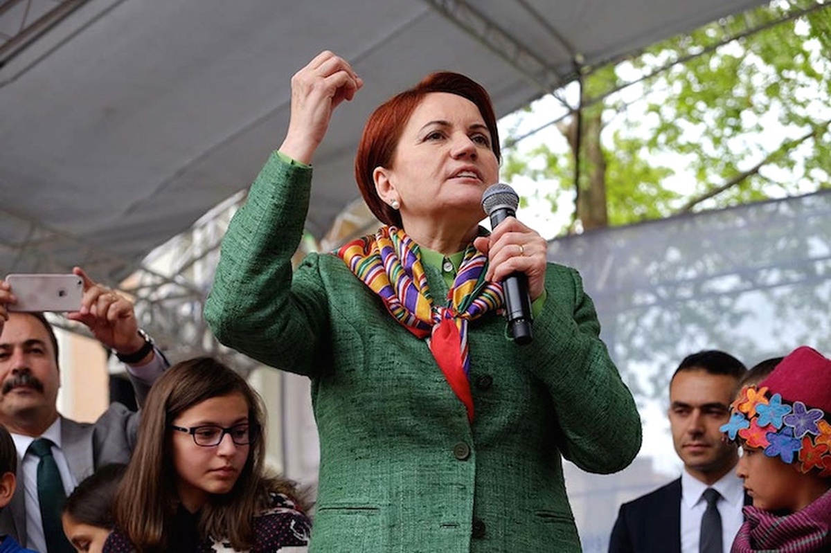 Meral Akşener: Bahçeli Hayır Çıkacağını Gördü Kaçmanın Taşlarını Döşüyor
