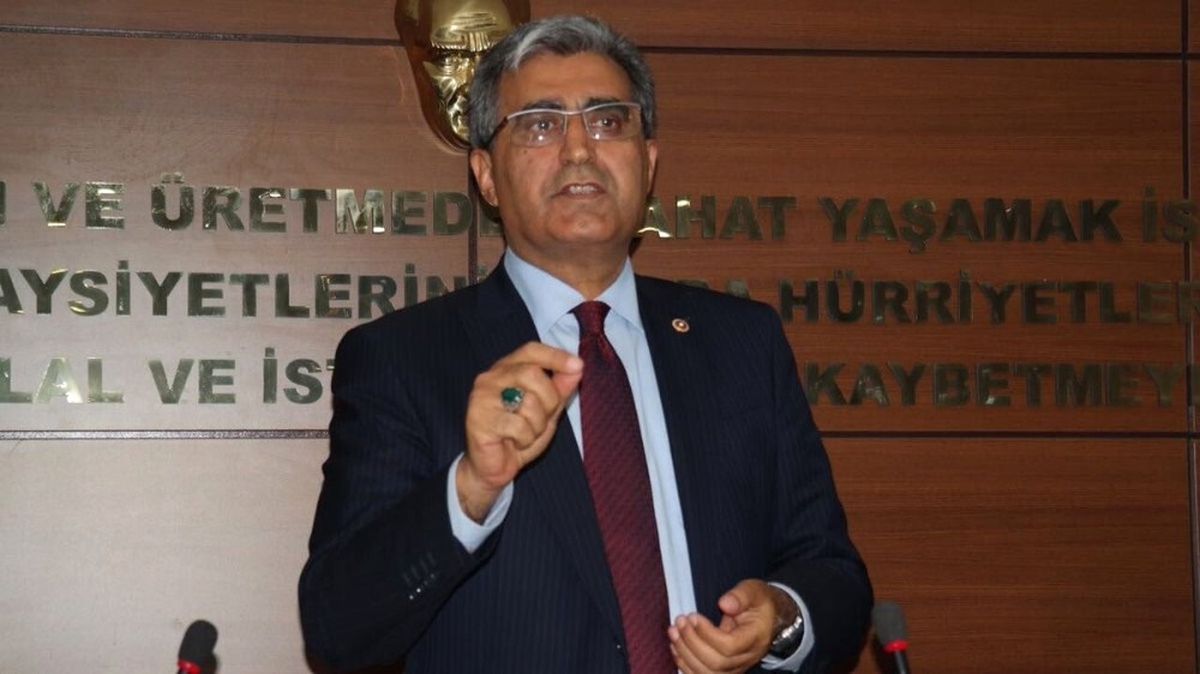 Recep Konuk: "16 Nisan\'ı Bayram Olarak Yaşayacağız"