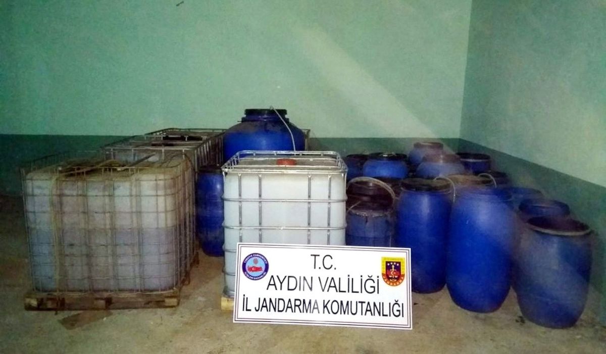 Samanlıkta 4 Bin 500 Litre Sahte İçki Ele Geçirildi