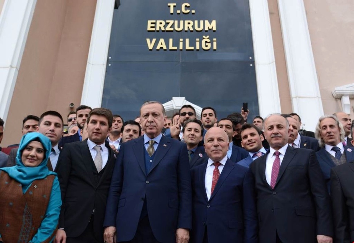 Tügva Erzurum\'dan Cumhurbaşkanı Erdoğan\'a Eğitim Brifingi
