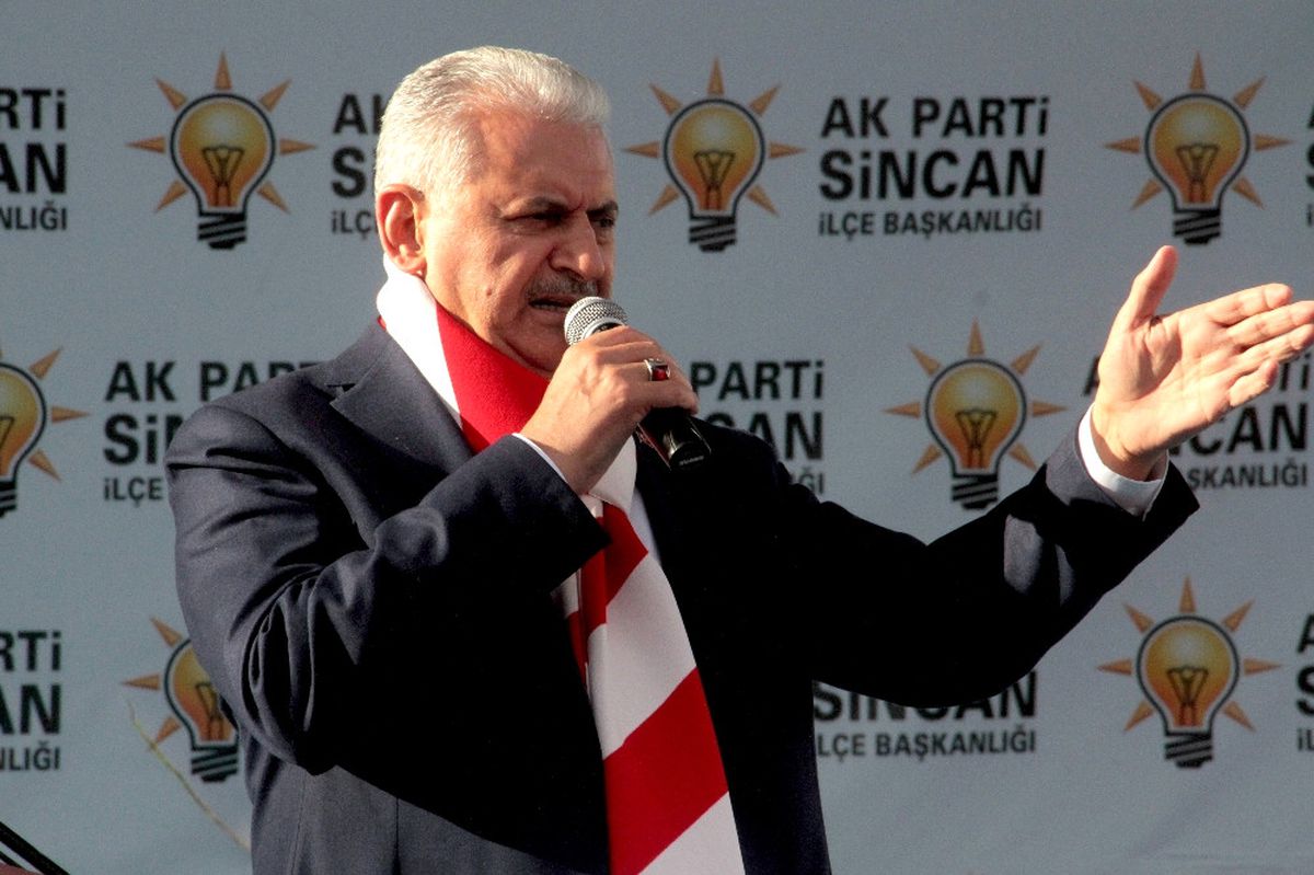 Veysi Kaynak\'tan Kılıçdaroğlu\'na Askeri Törene Eleştiri
