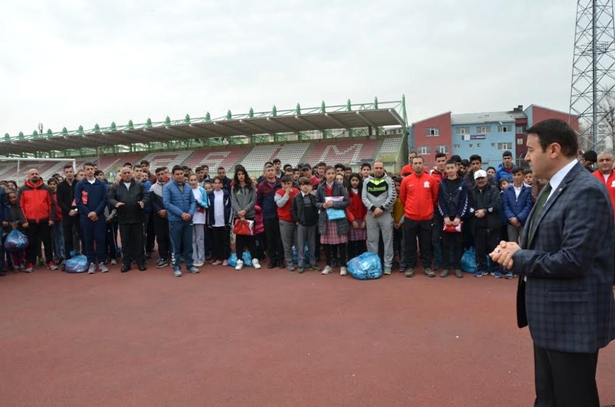 Ağrı Belediyesinden Sporculara Destek