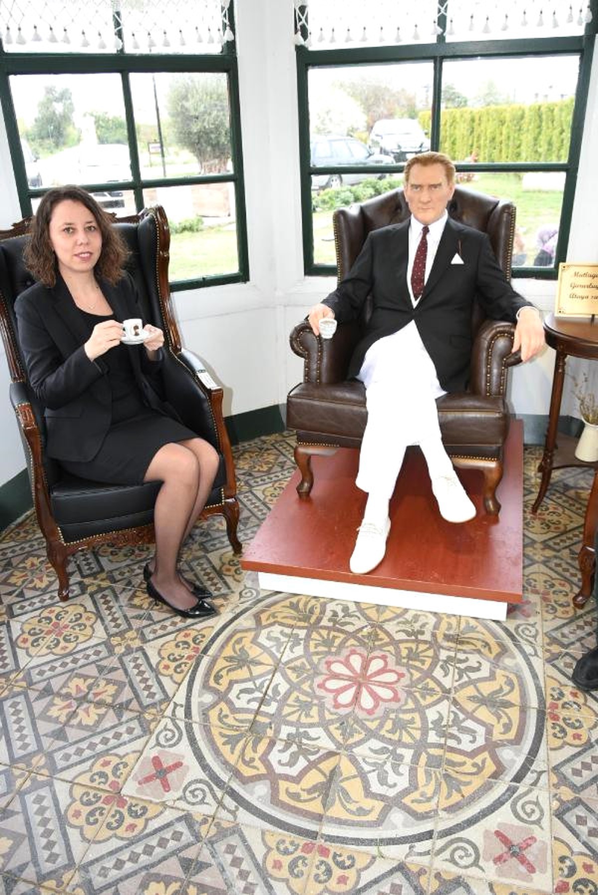 Atatürk ile Kahve İçme Hayali Gerçek Oldu