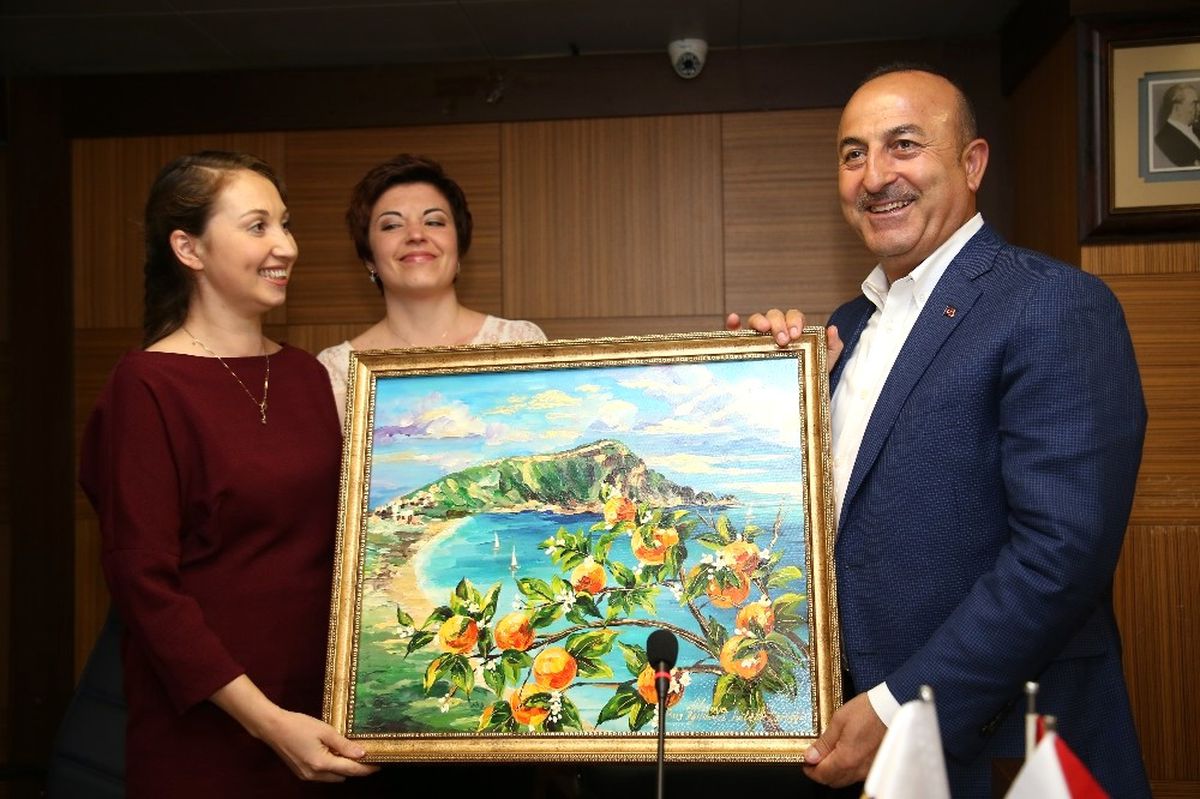 Bakan Çavuşoğlu: "Rusya ile İlişkilerde Eski Günlere Döndük"