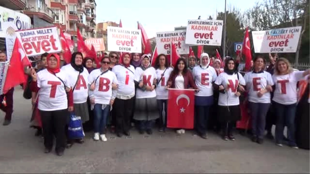 Bakan Eroğlu\'nun Katılımı ile "Evet" Yürüyüşü Düzenlendi