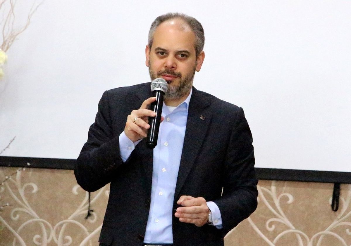 Bakan Kılıç\'tan Agit\'e: "İşinize Bakın"