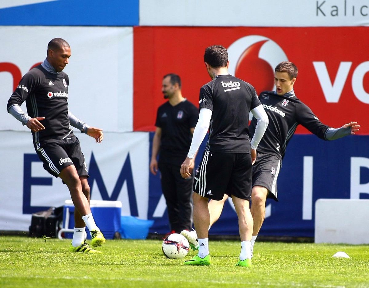 Beşiktaş\'ta Lyon Maçı Hazırlıkları Başladı