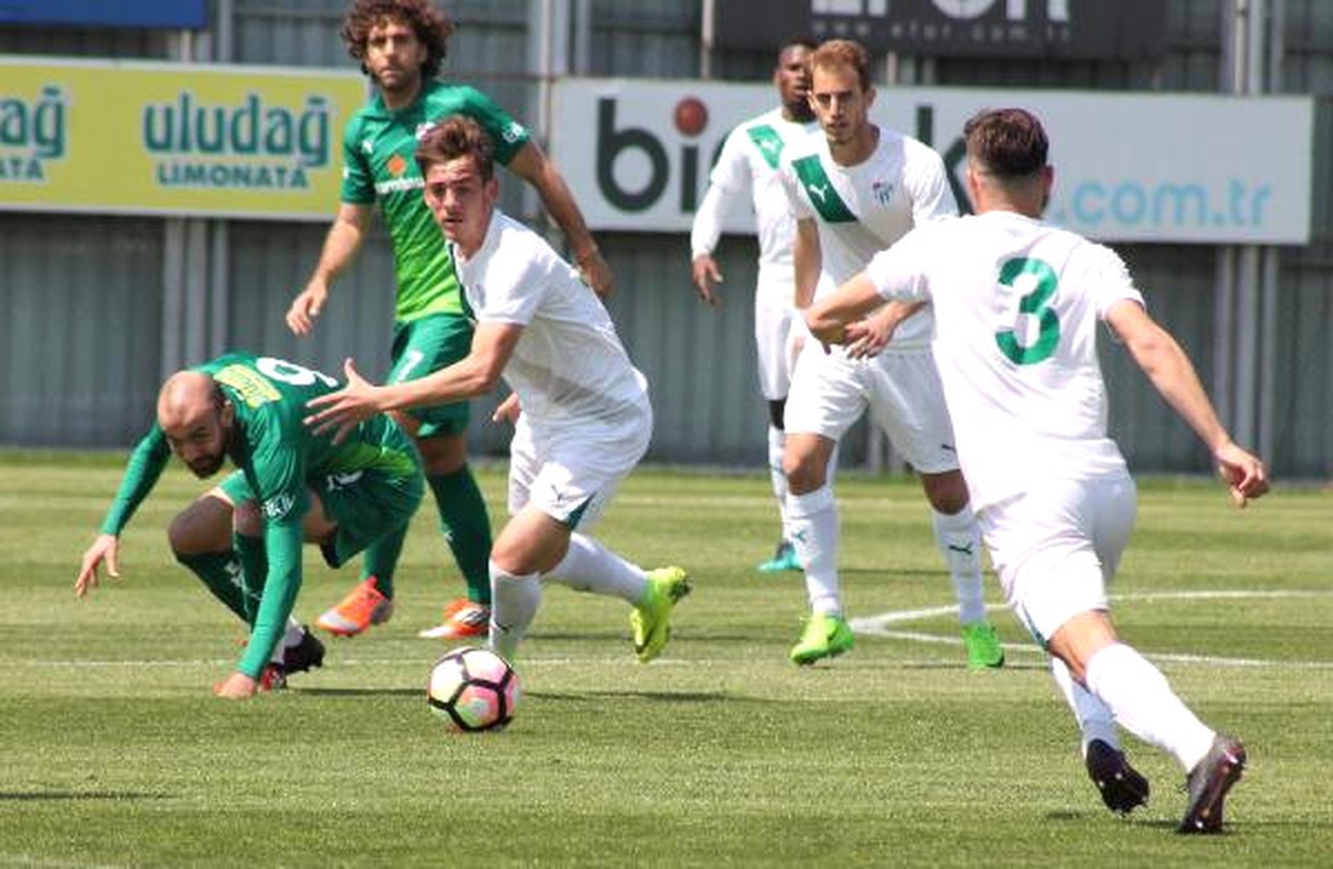 Bursaspor U21 Takımı ile Hazırlık Maçı Yaptı