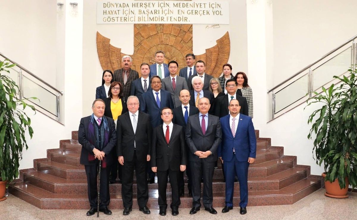 Büyükelçilerden Rektör Prof. Dr. Kızılay\'a Ziyaret