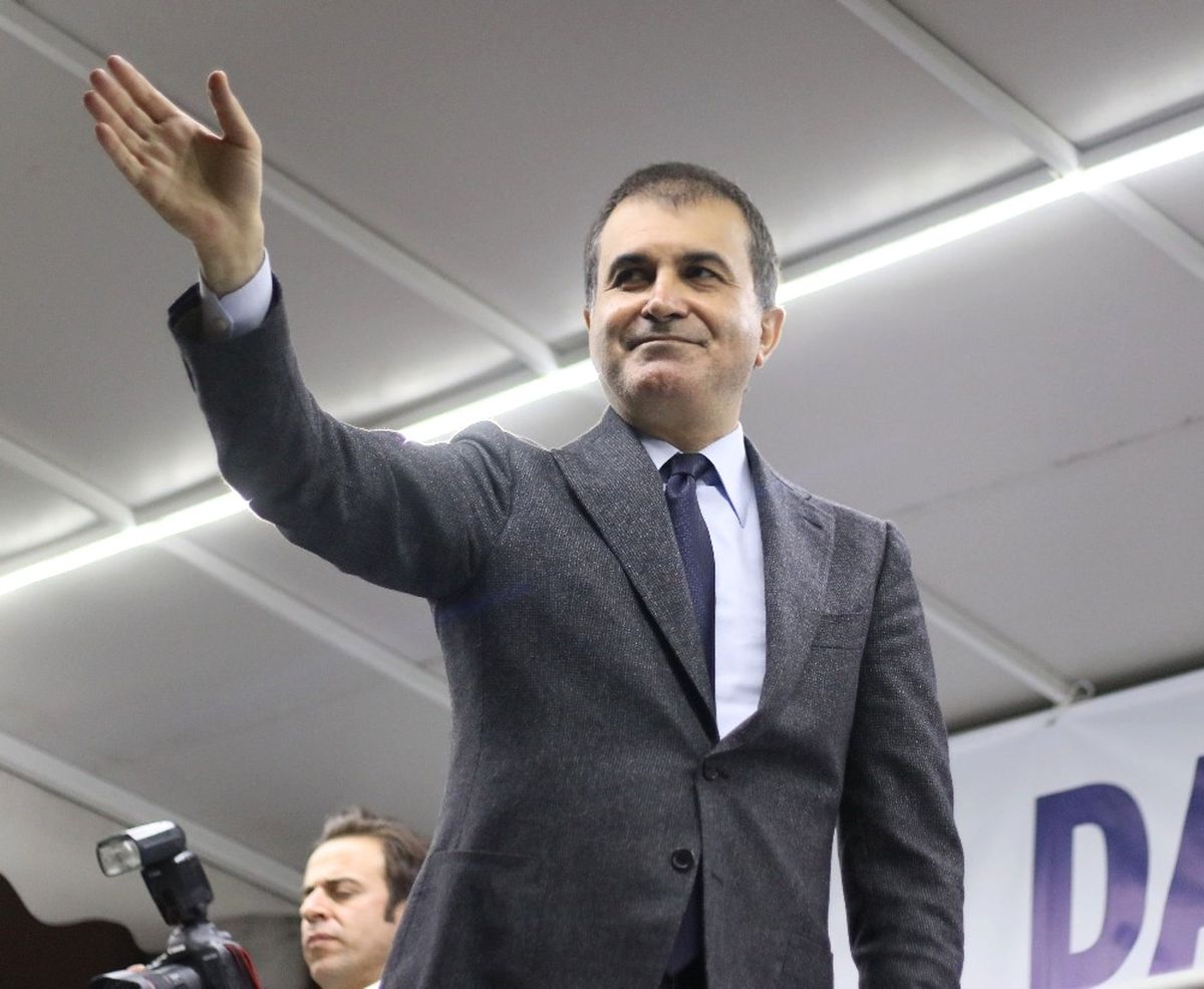 Çelik: "Ana Muhalefet Sadece Krizlerin Arkasına Saklanmıştır"