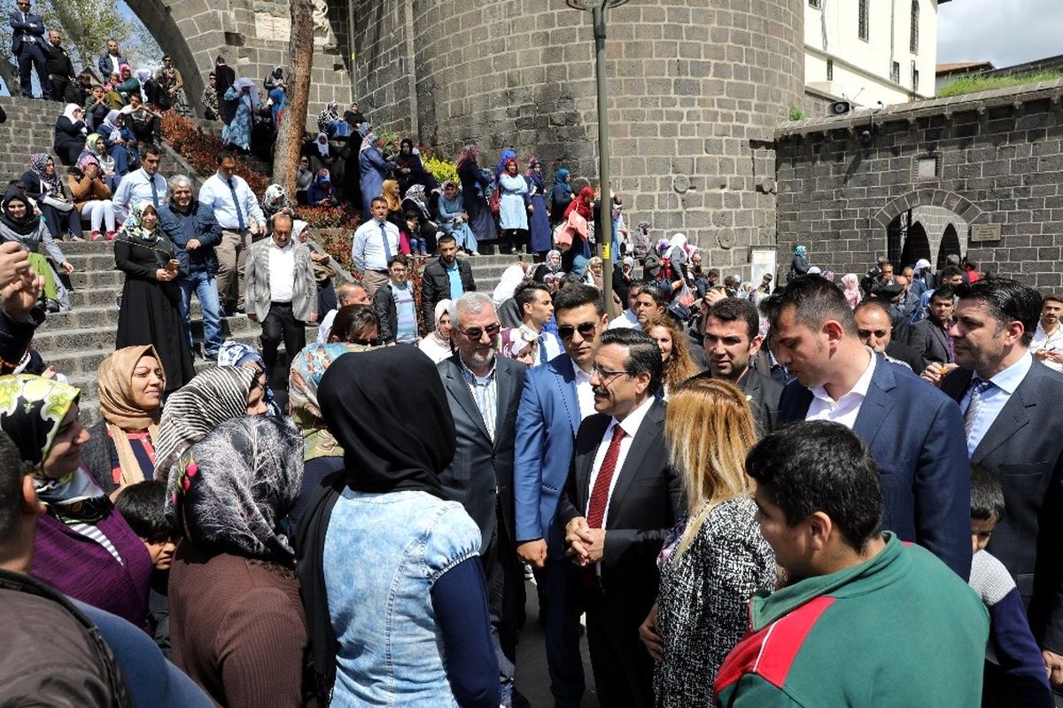 Devletin Kaynaklarını Milletimiz İçin Kullanıyoruz"
