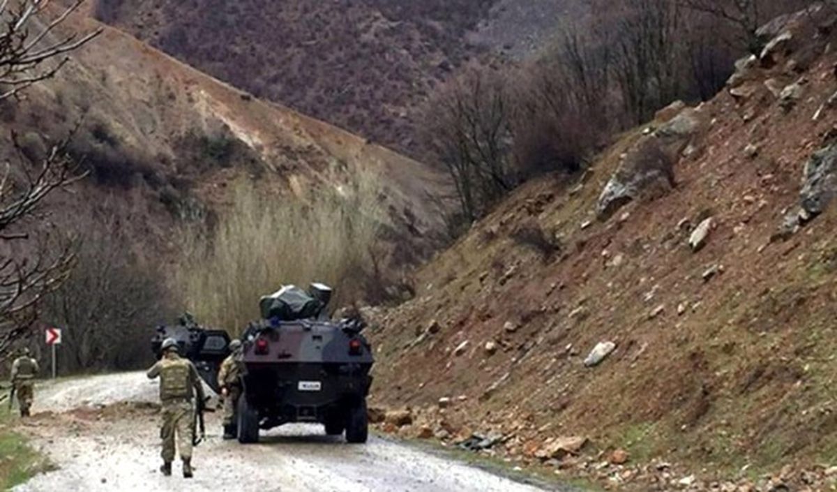 Hakkari\'de Bir Binbaşı Şehit Oldu