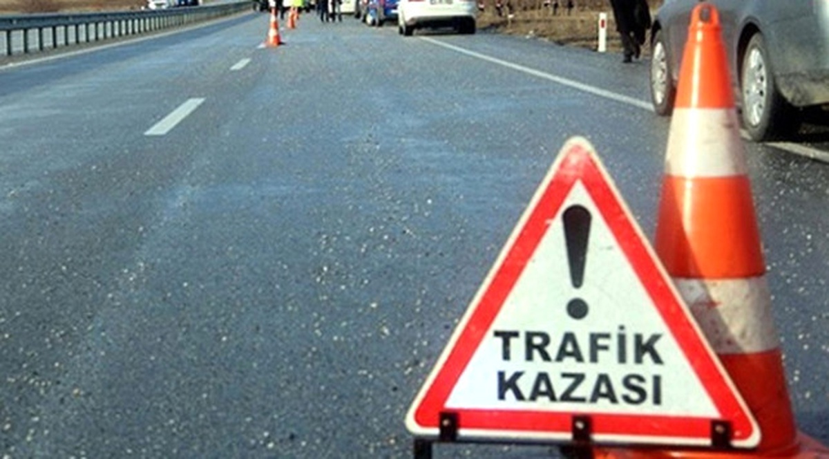 Kocaeli\'de Trafik Kazası: 1 Ölü, 2 Yaralı