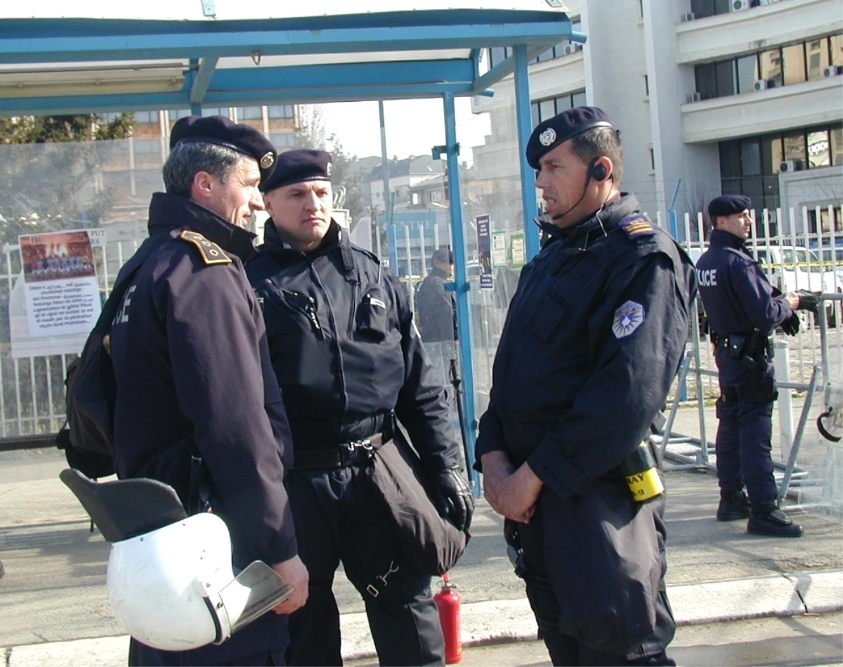 Kosova Polisi Alarmda