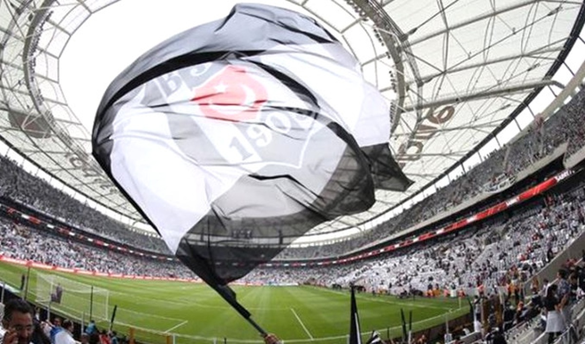 Lyon Taraftarları, Beşiktaş-Lyon Maçı İçin İstanbul\'a Gelmeyecek