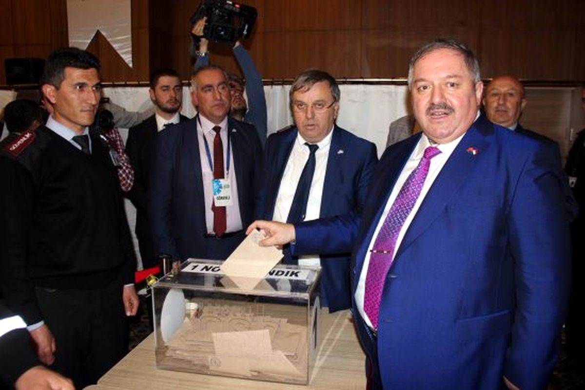 Osb\'de Tahir Nursaçan Güven Tazeledi