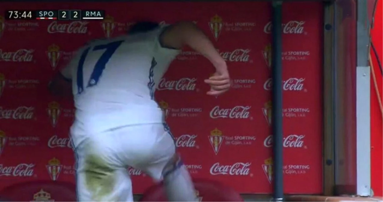 Real Madrid\'li Lucas Vazquez, Oyundan Alınınca Koltuğu Tekmeledi