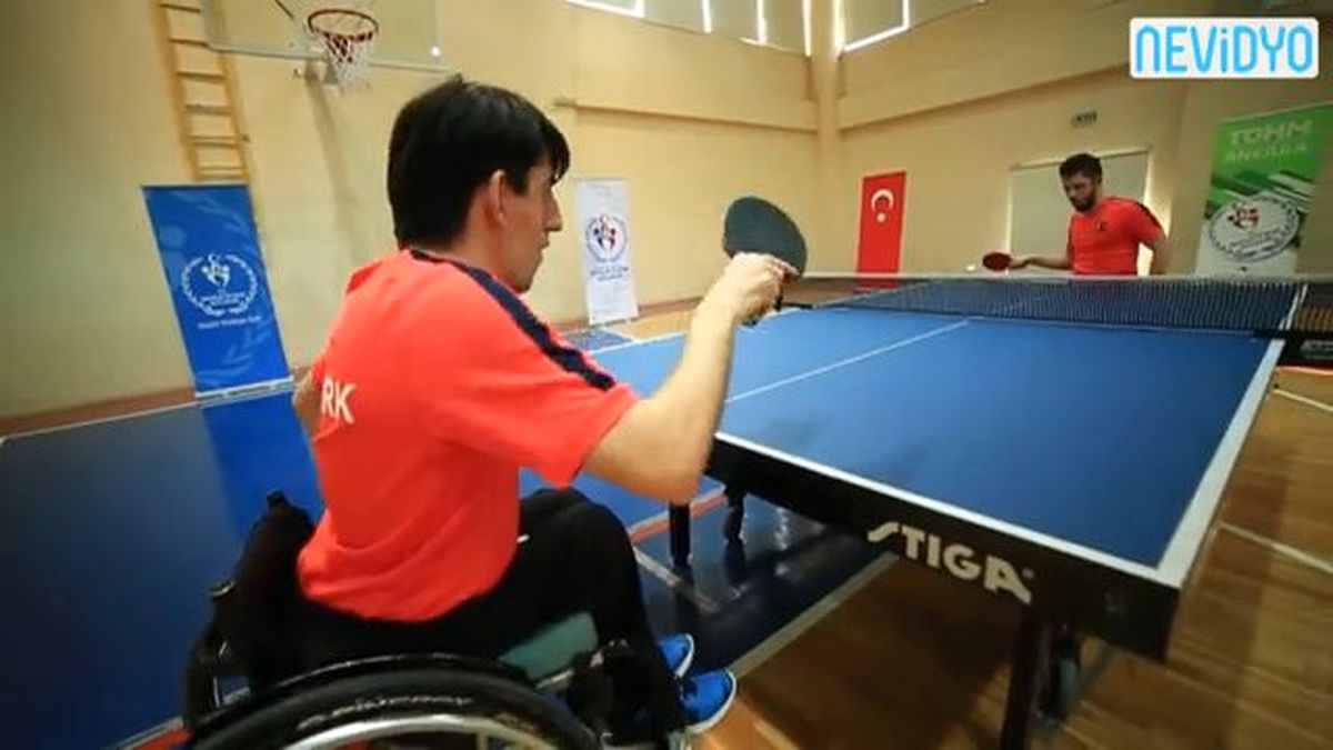 Şampiyon Raket Ailelere Seslendi: Engelli Çocuklarınızı Eve Hapsetmeyin