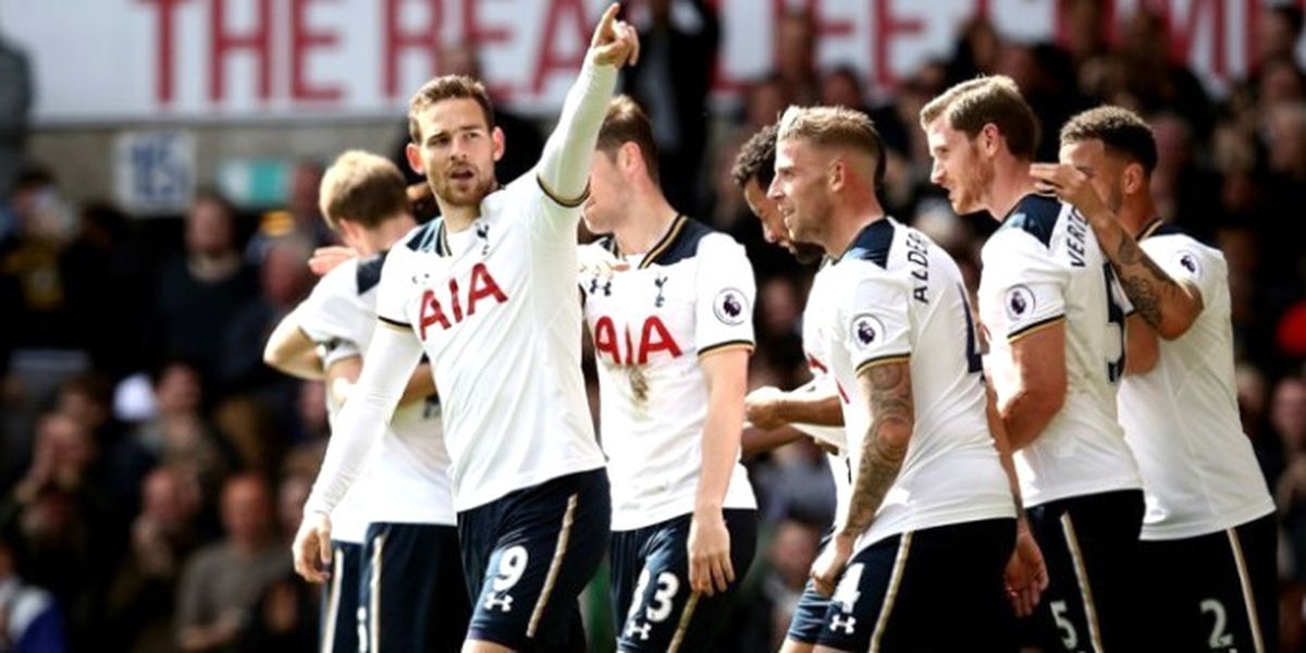 Tottenham\'dan Tarihi Zafer