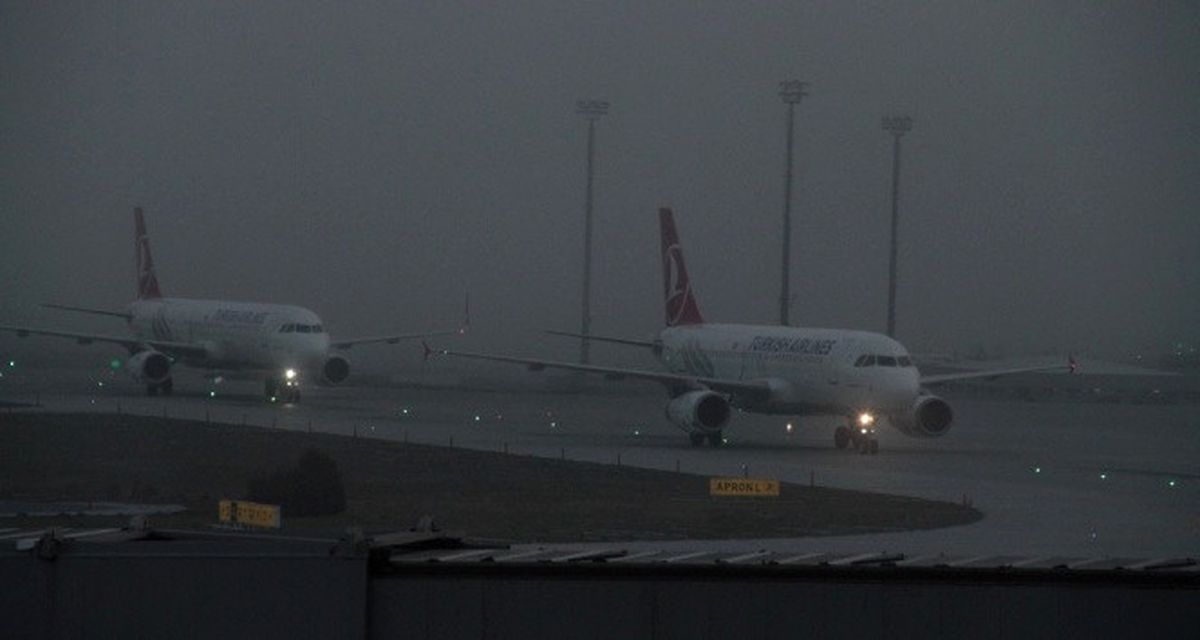 Trabzon\'da Hava Ulaşımına Sis Engeli