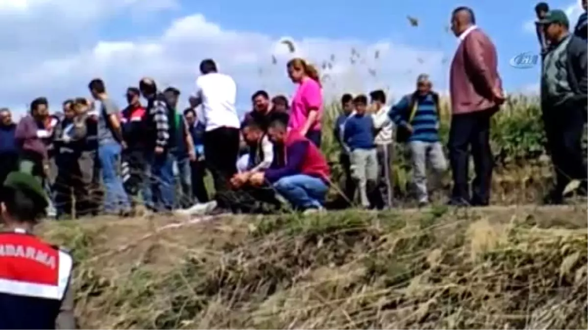 Traktörün Altında Kalan İki Çocuk Hayatını Kaybetti