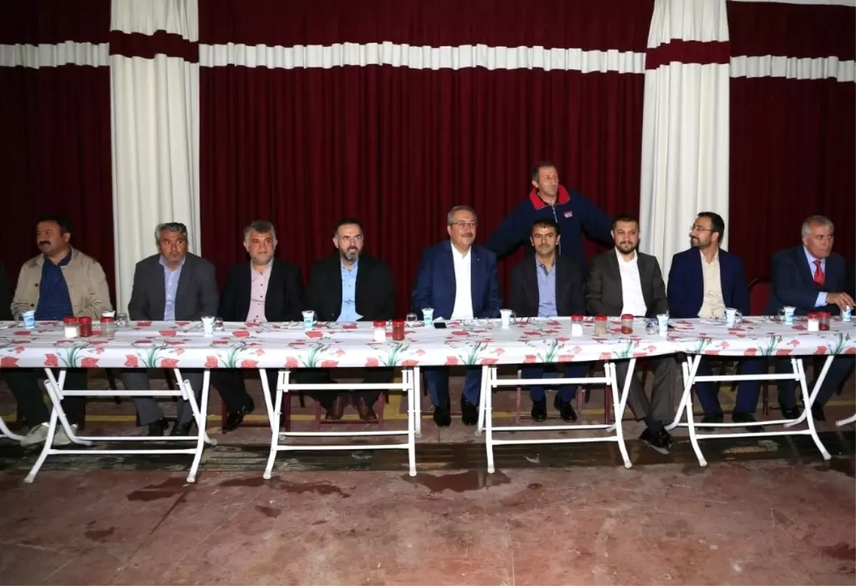 Ünver, Şehit Yakınları ve Gazilere Yemek Verdi