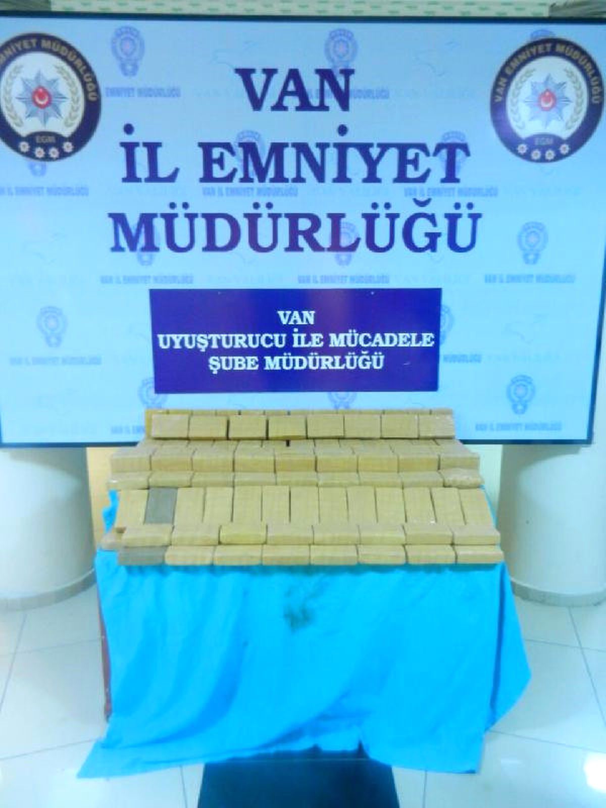 Van\'da 60 Kilogram Eroin Ele Geçirildi: 1 Kişi Gözaltında