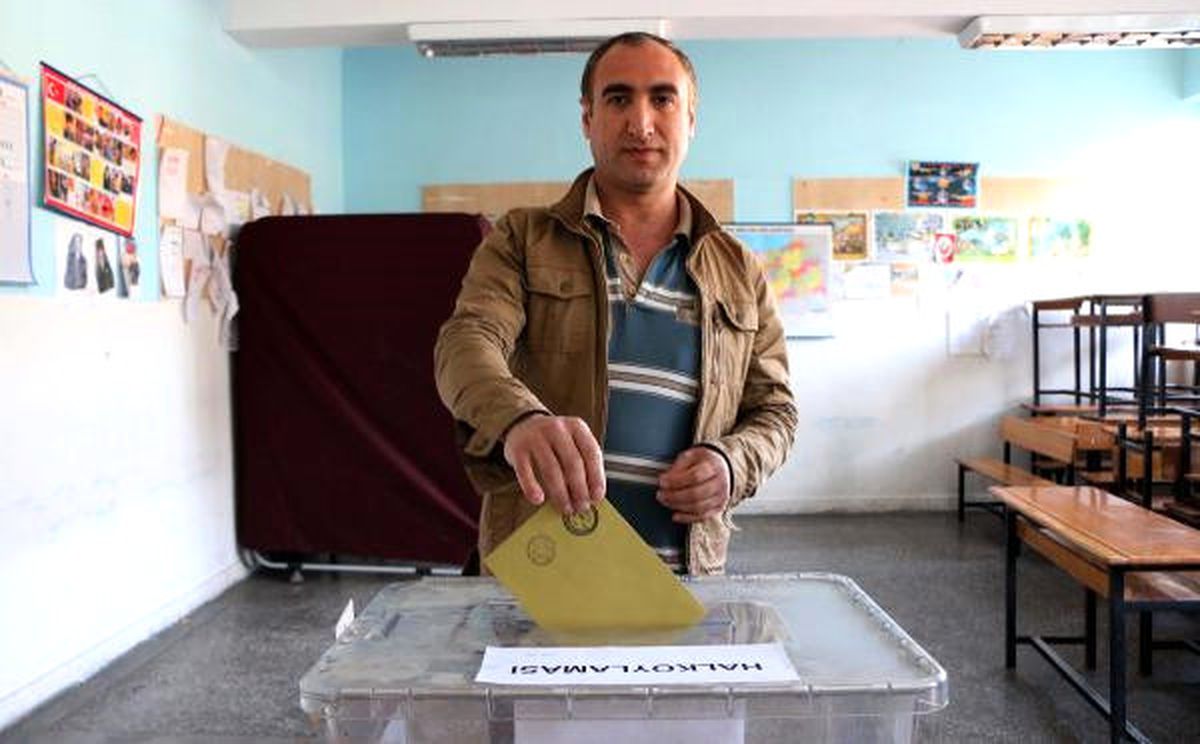 Adıyaman\'da Referandumda Oy Kullanma İşlemleri Başladı