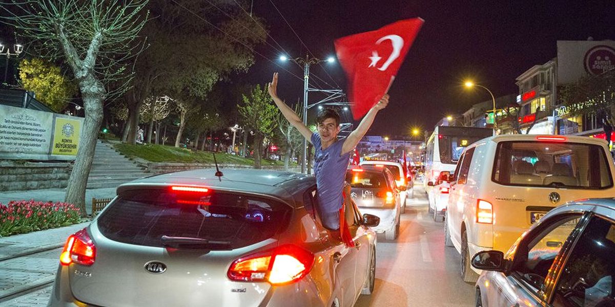 Ağrı\'da Coşkulu \'Evet\' Kutlaması