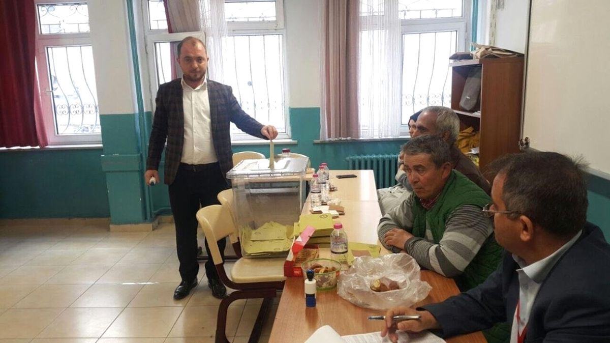 AK Parti Bilecik İl Başkanı Fikret Karabıyık Oyunu Kullandı