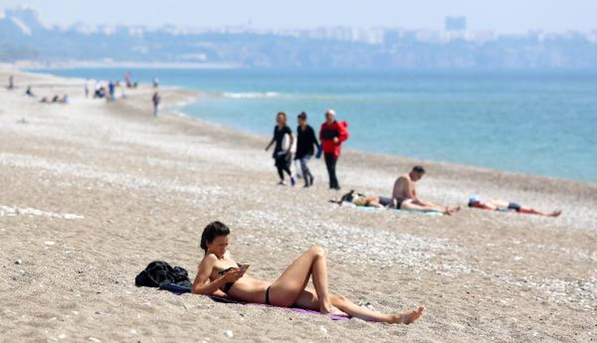 Antalya\'da Oy Verme İşlemleri Başladı (3)
