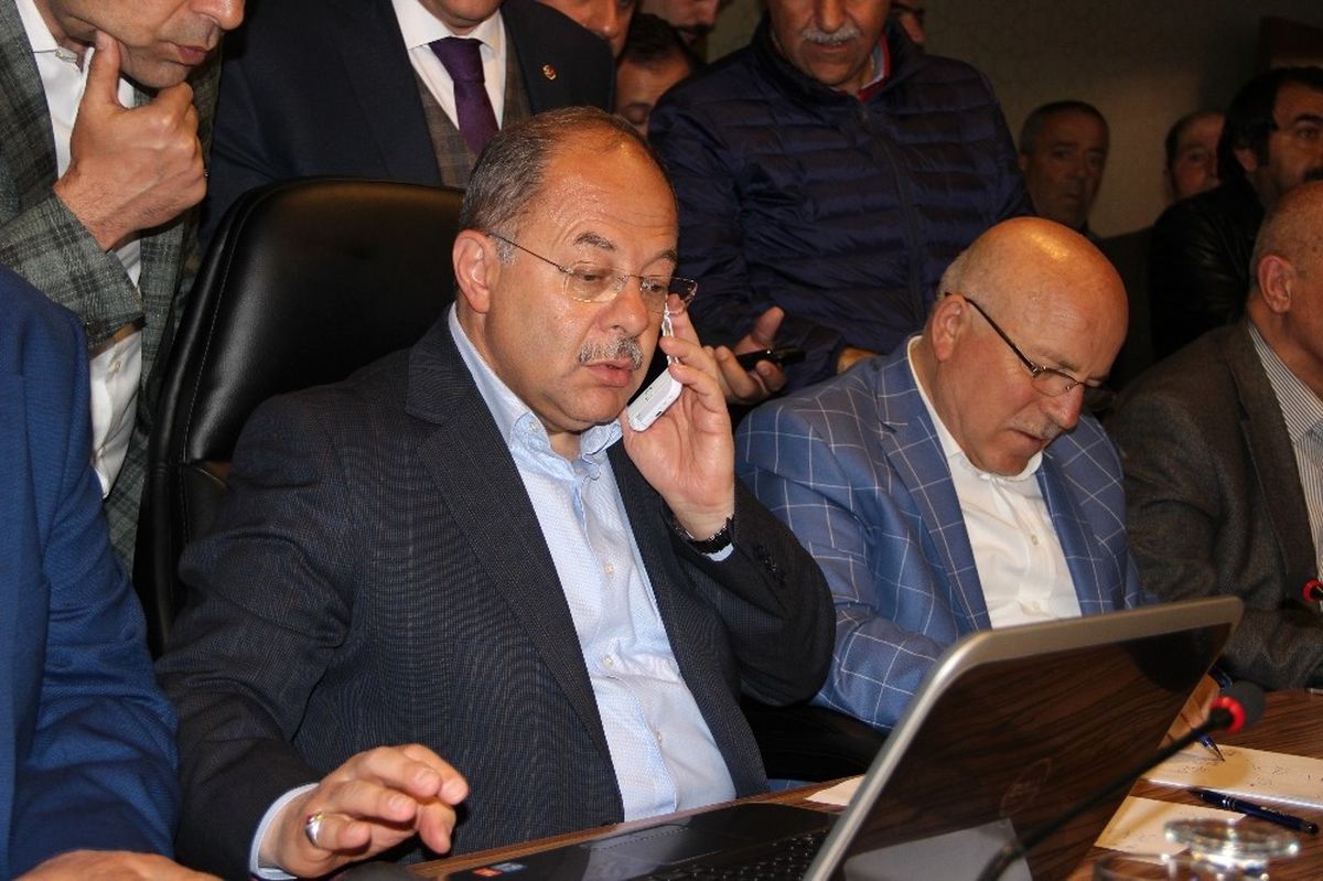 Bakan Akdağ: "Vatan, Millet, Bayrak ve Devlet Hususunda Birlikte Olan Bütün Milletin Evlatları...