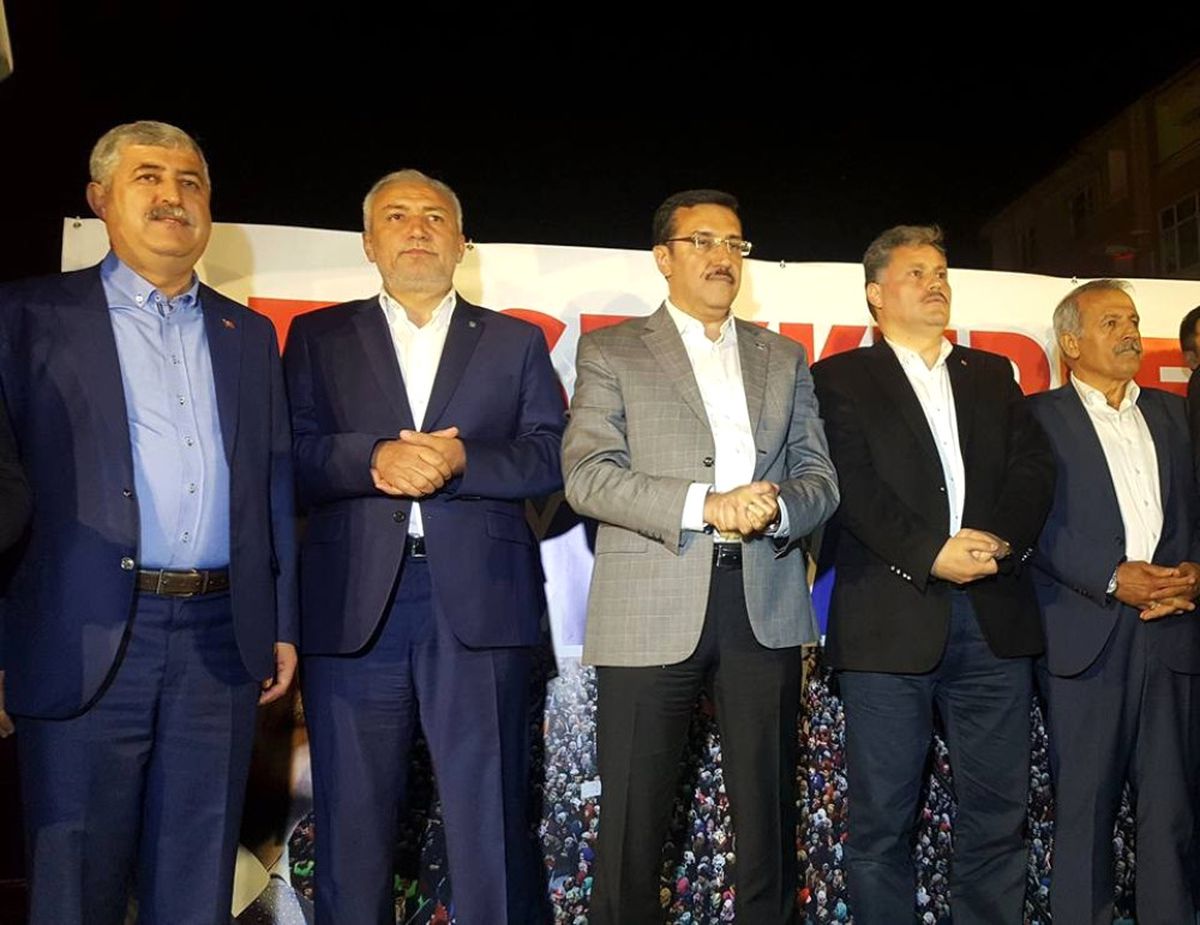 Bakandan CHP\'ye \'Yenilen Pehlivan\' Benzetmesi