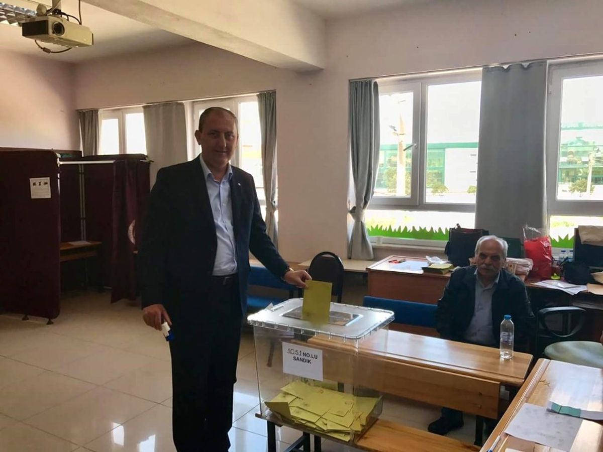 Başkan Işık Oyunu Kullandı