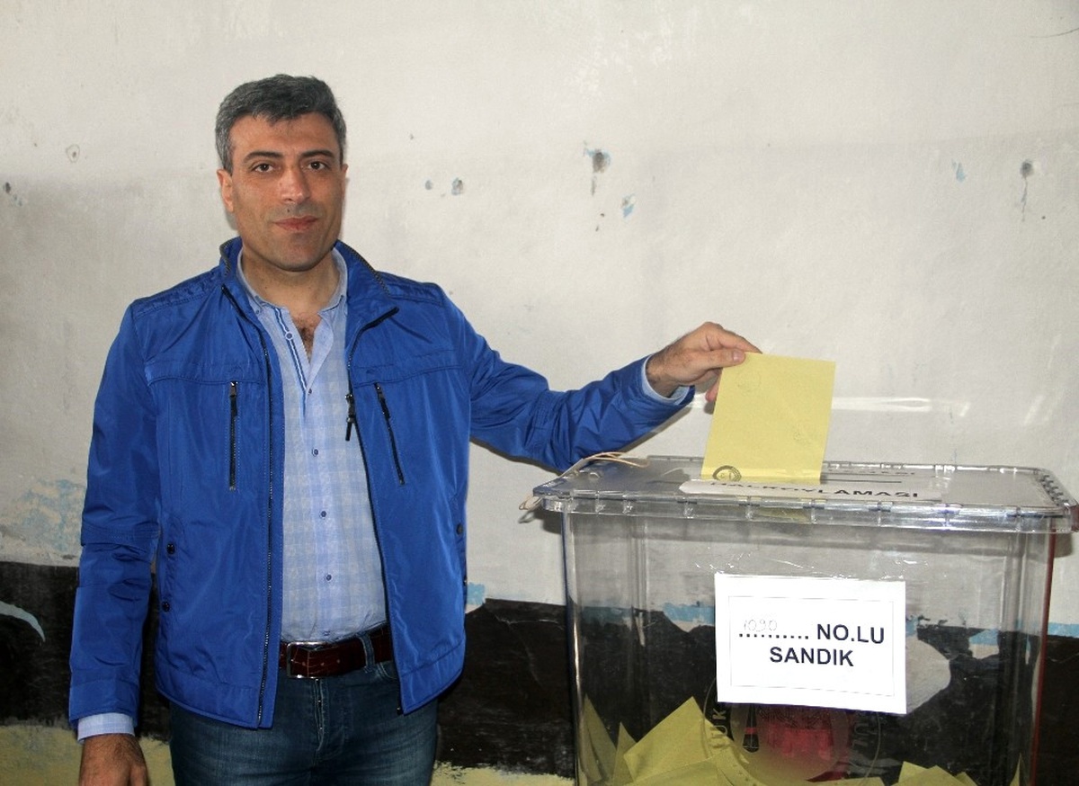CHP\'li Yılmaz: "Umuyoruz Demokrasi Kazanacak"